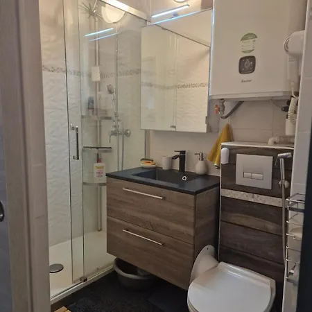 Cosy Proche Appartement